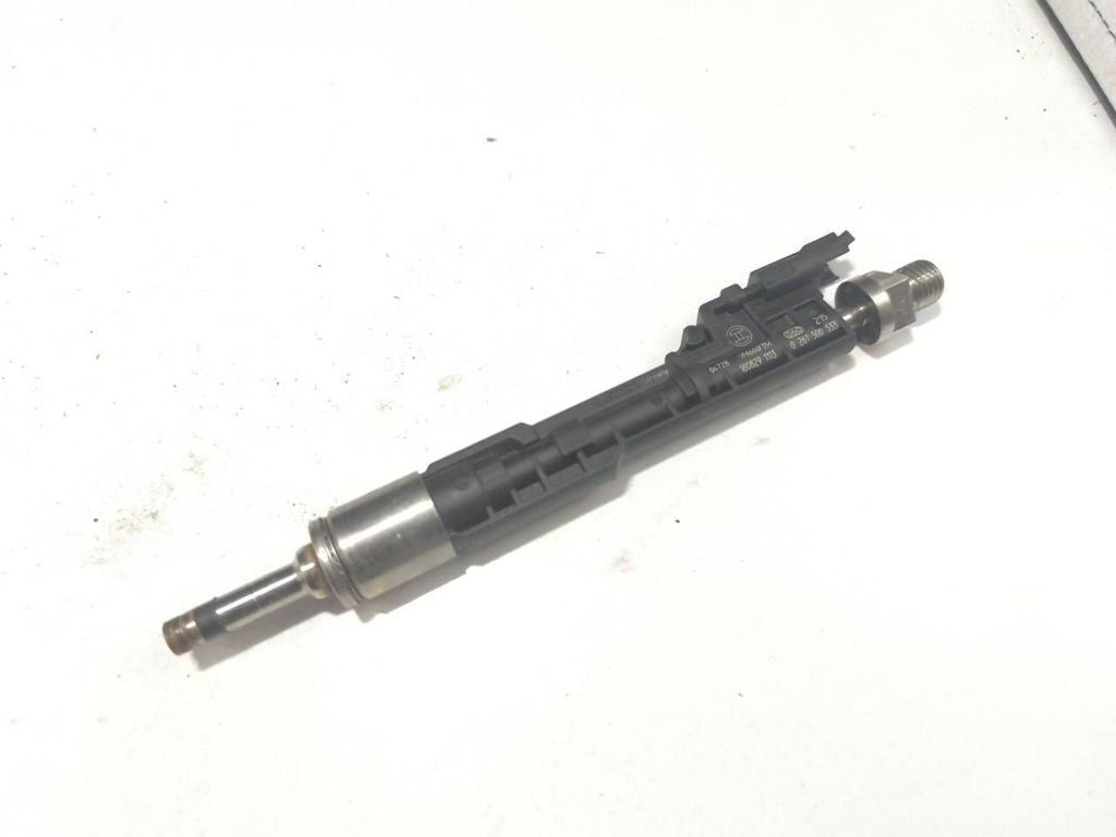 BMW M4 F82 F83 2016 S55 fuel injector 0261500533