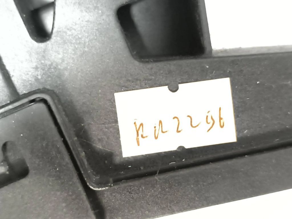 Mercedes-Benz E W211 2003 LHD accelerator gas throttle pedal A2113000404