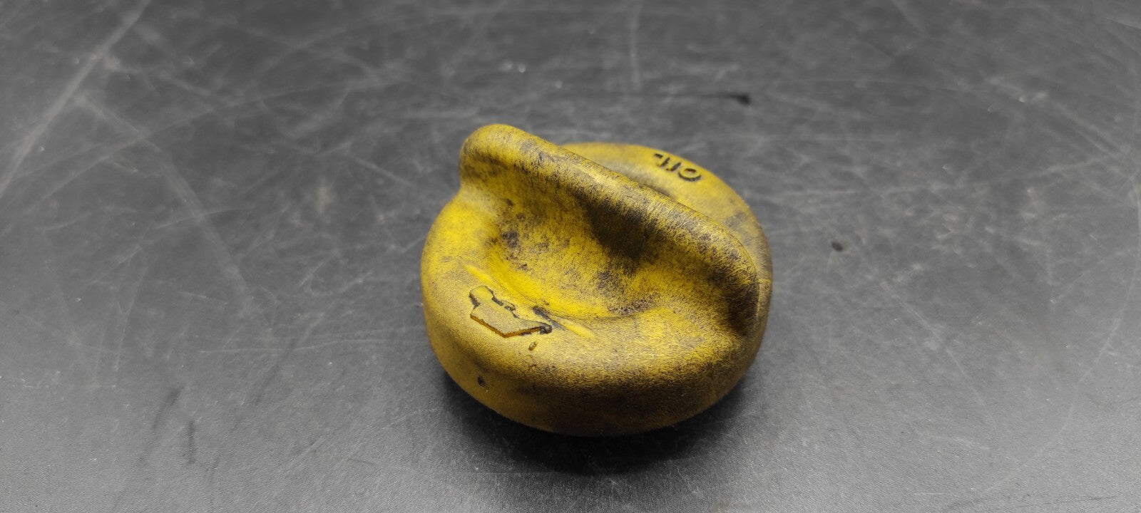 Alfa Romeo GT 1.9JTD 110kW 2004 Diesel Engine Oil Filler Cap 55187763