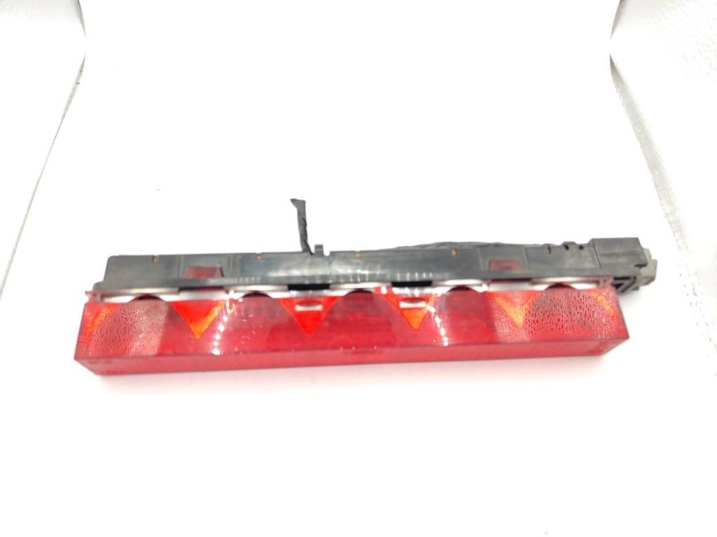Ford Mondeo Mk III 2002 Third brake center stop light 1S7113A613AE