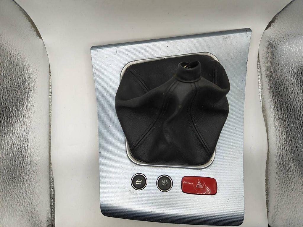 Alfa Romeo 159 2007 LHD Gear shifter surround trim plastic silver 156067820
