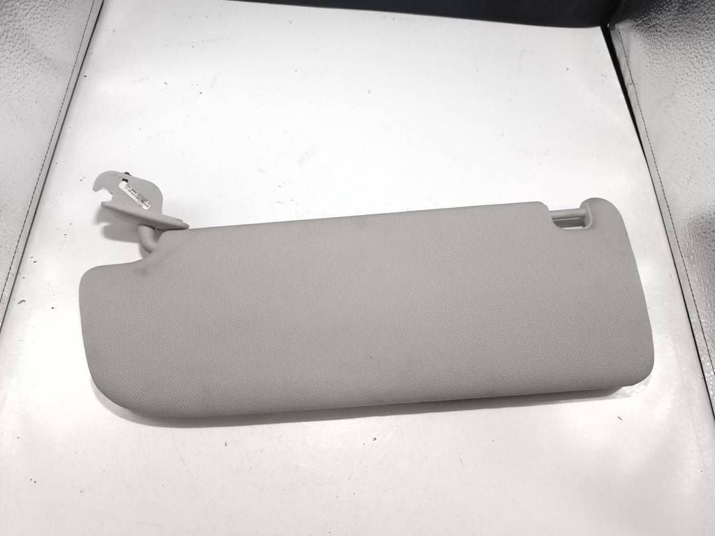 Audi A6 S6 C6 4F 2008 sun visor 4F0857552