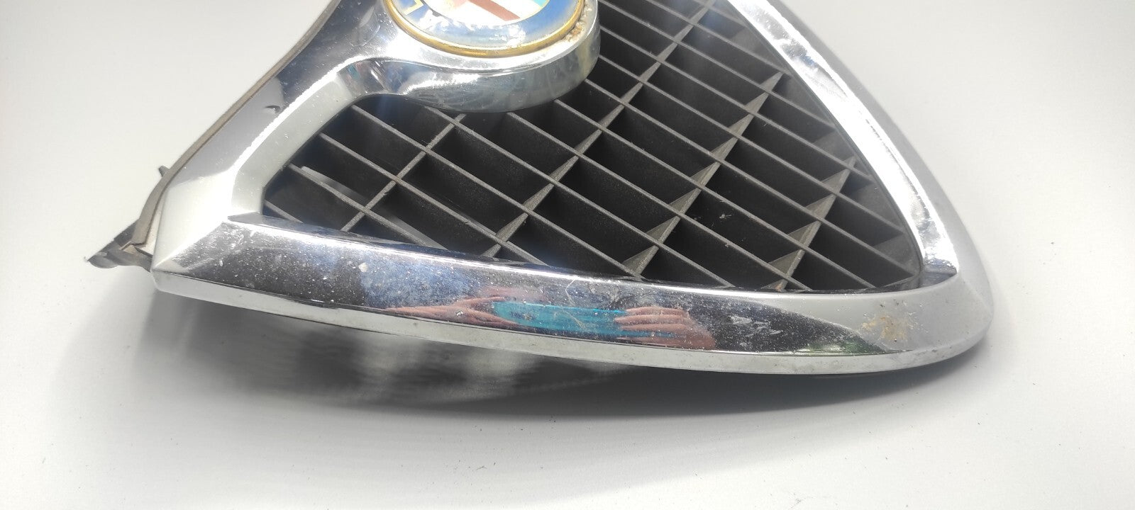 Alfa Romeo 156 SW 2.4JTD 110kW 2002 Front Middle Radiator Grill 156017393