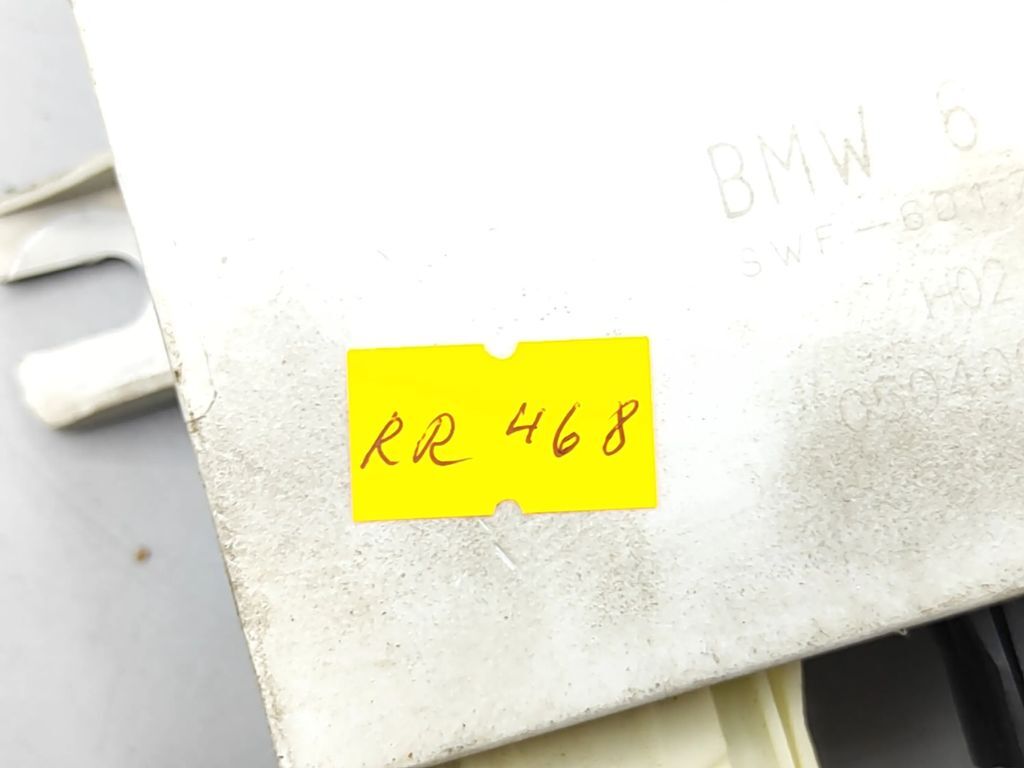 BMW 5 E39 1997 Parking PDC control unit module ECU 6904023