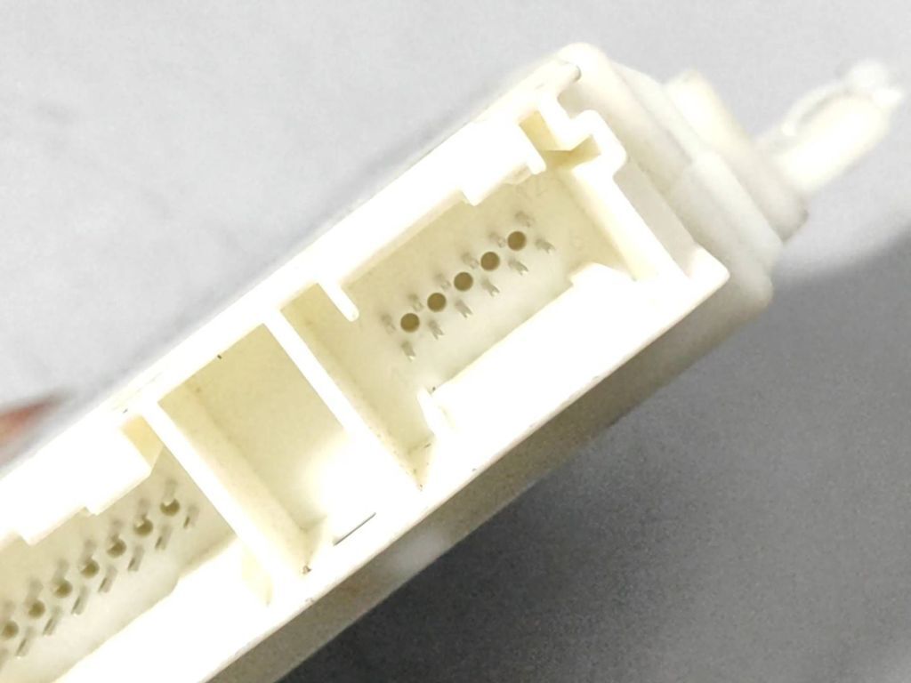 Mercedes-Benz E W212 2012 Parking PDC control unit module A2129001711