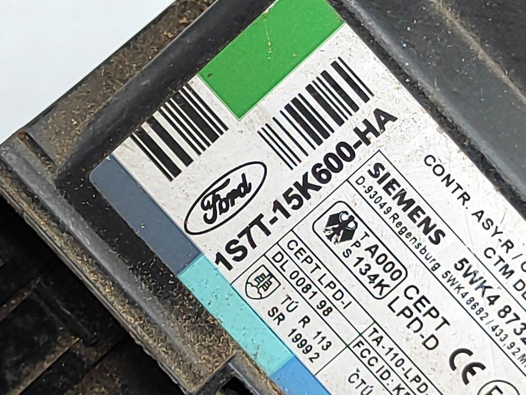 Ford Mondeo Mk III 2002 Comfort convenience body module 1S7T15K600HA