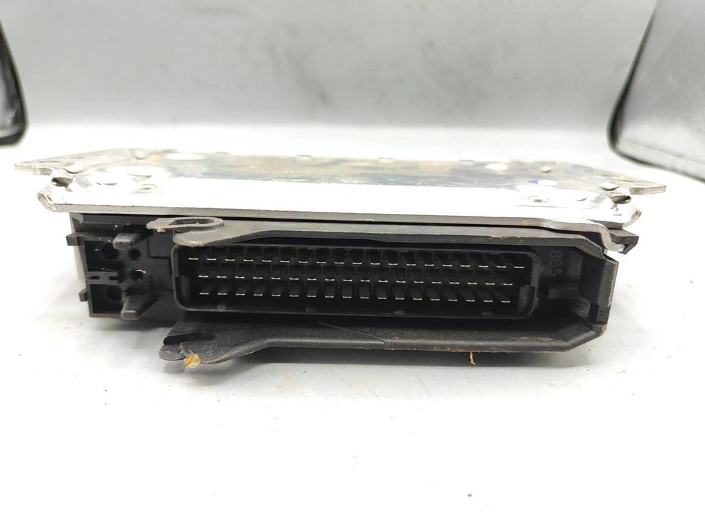 Audi A6 S6 C4 4A 2.8i 1996 Gearbox control unit module 4A0927156R