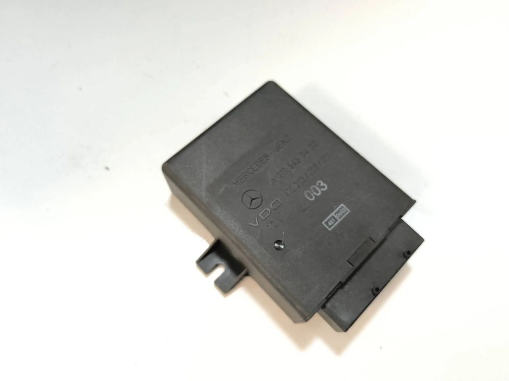 Mercedes-Benz E W211 2003 Air suspension control unit module A2115450432