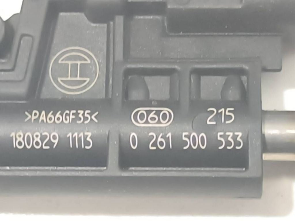 BMW M4 F82 F83 2016 S55 fuel injector 0261500533