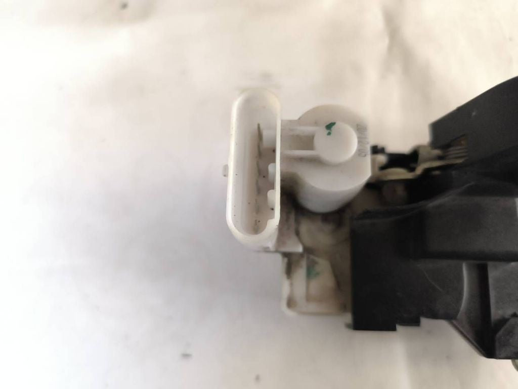 Alfa Romeo 147 1.9JTD Facelift 2005 LHD front left door lock