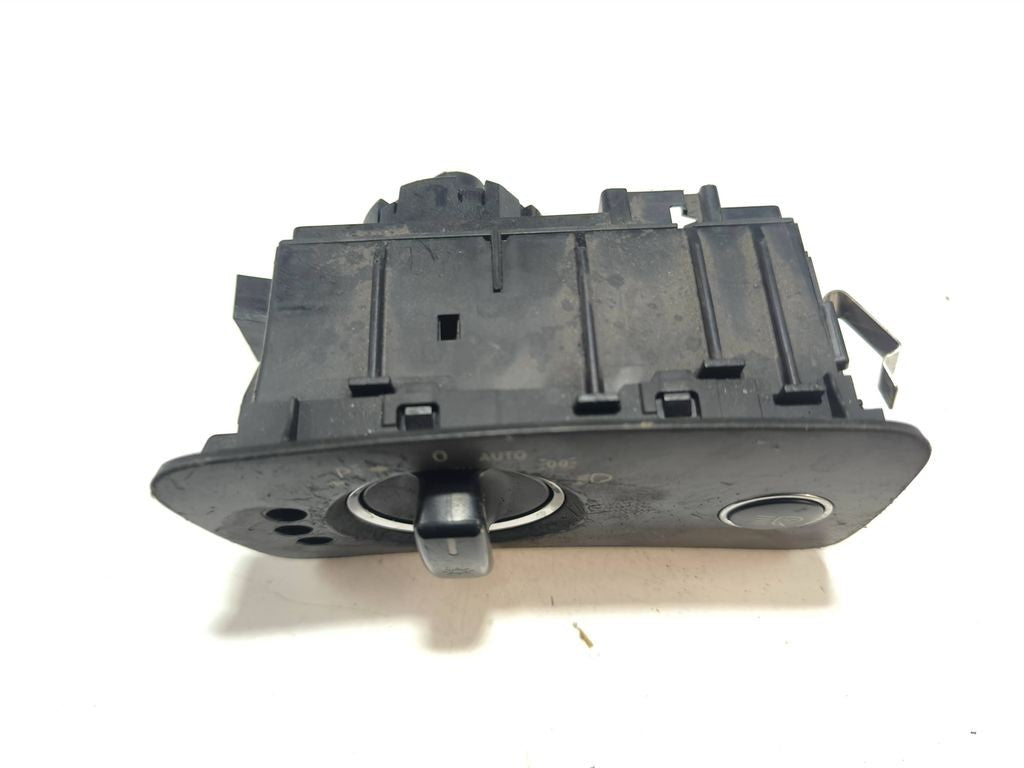 Mercedes-Benz CLS C219 2004 Light switch A2195450104