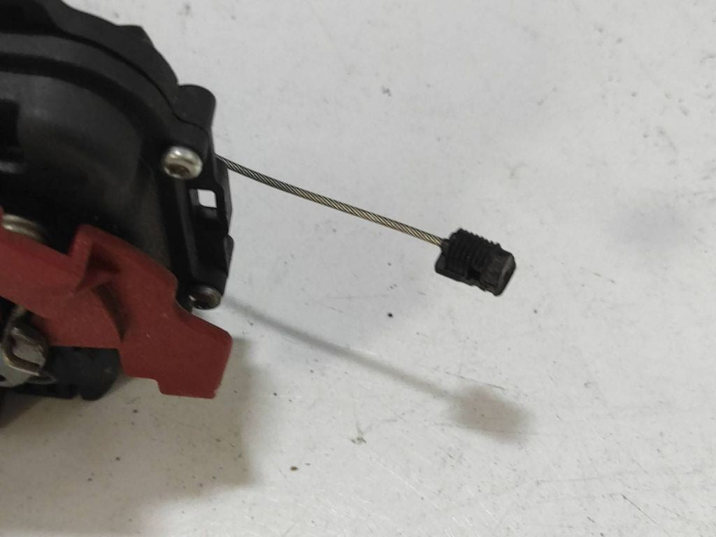 Volkswagen Golf V 2003 Right front door lock 3D1837016AC