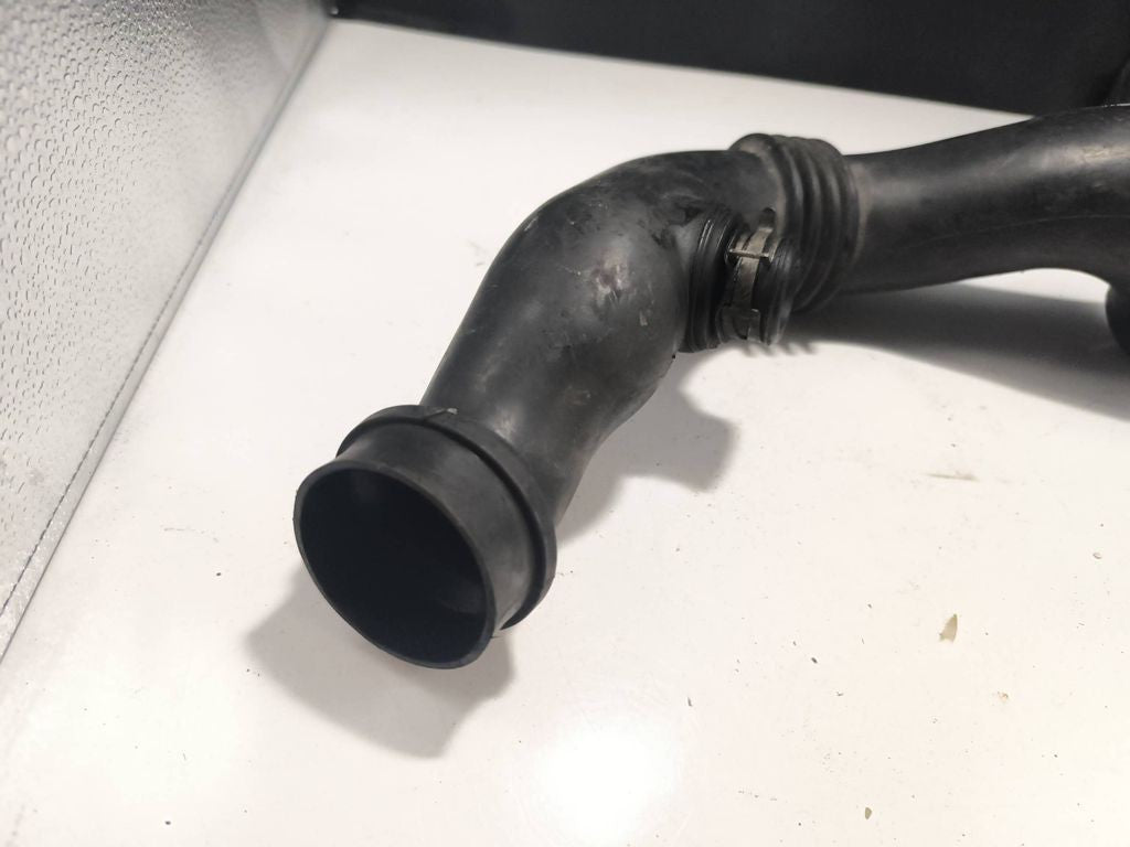 Honda Accord 2.2 I-CDTI 103kW 2005 Diesel air intake hose pipe AFT4