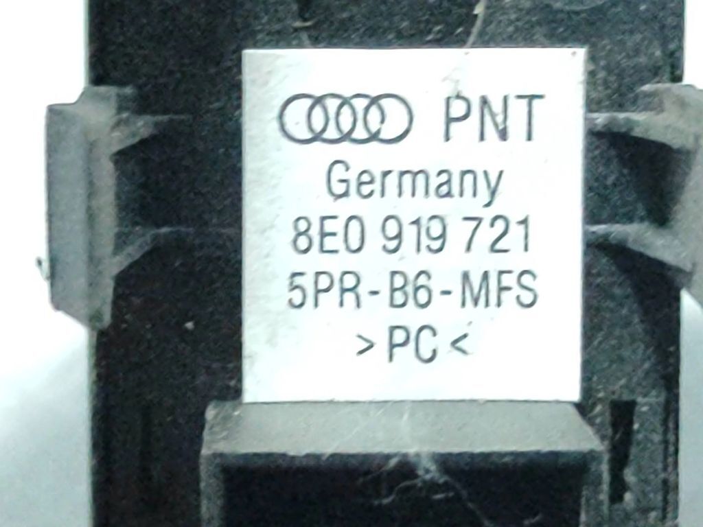 Audi A4 S4 B6 8E 8H 2003 Multifunctional control switch knob 8E0919721