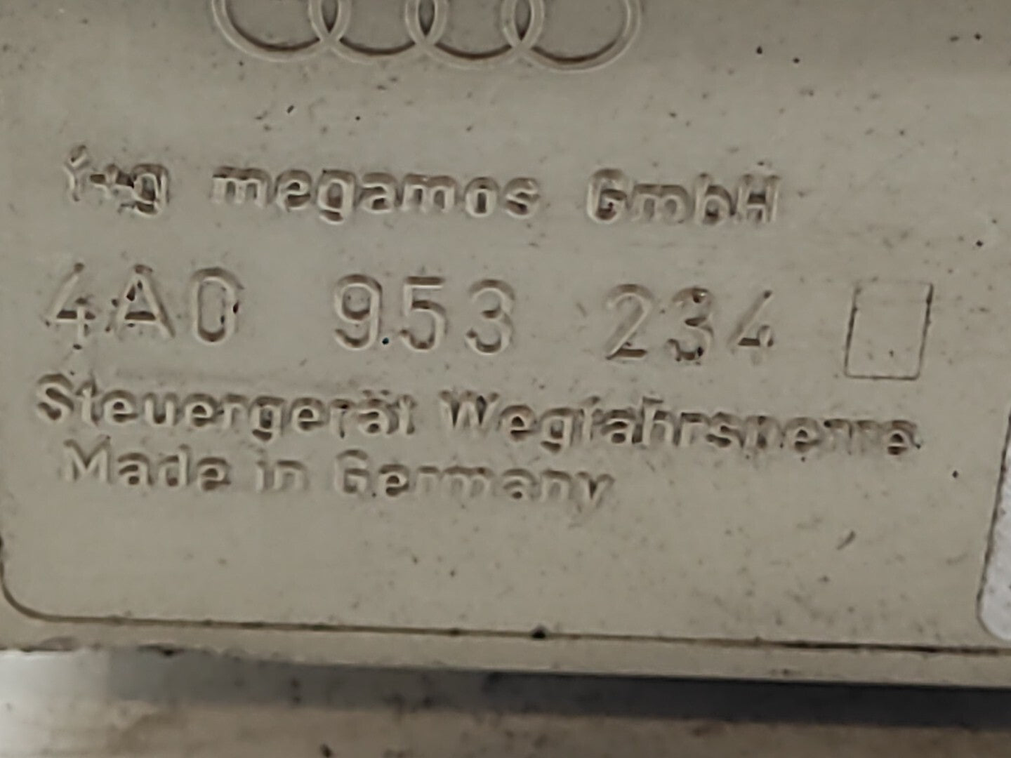 Audi A4 B5 1.6i 74kW Petrol 2001 Immobiliser Control Module ECU 4A0953234