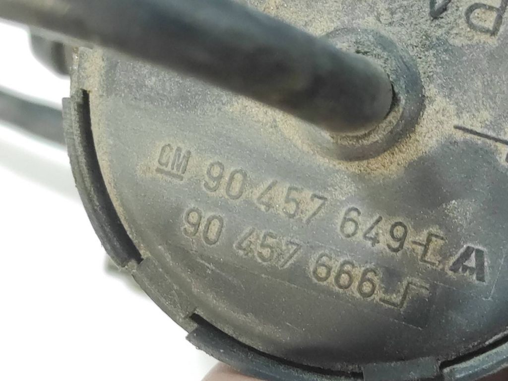 Saab 9-5 2.0T 110kW Petrol 2000 Water heater control valve 90457666