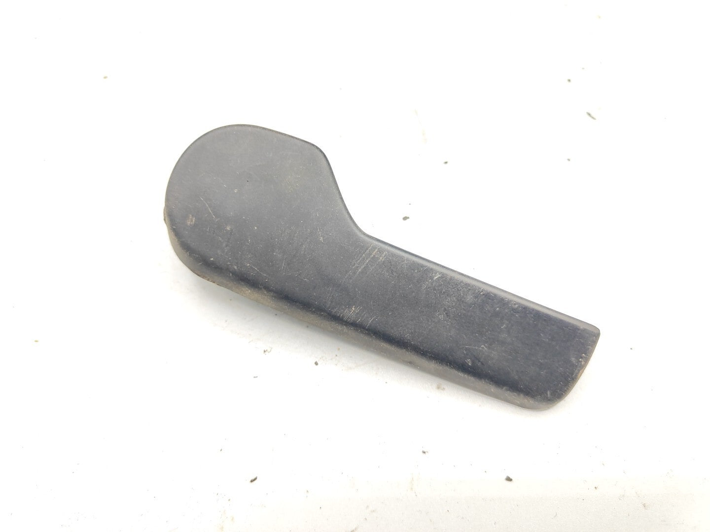 Volkswagen VW GOLF MK4 2000 LHD Bonnet Release Handle 1J1823533C