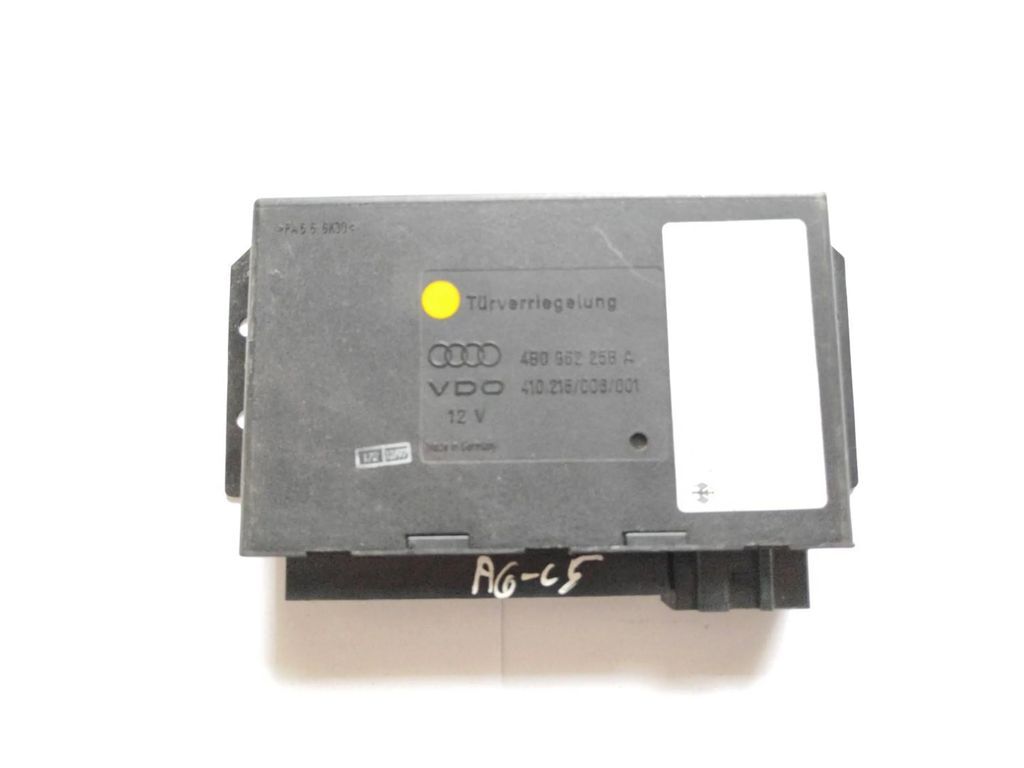 Audi A6 S6 C5 4B 1999 Comfort convenience body module 4B0962258A