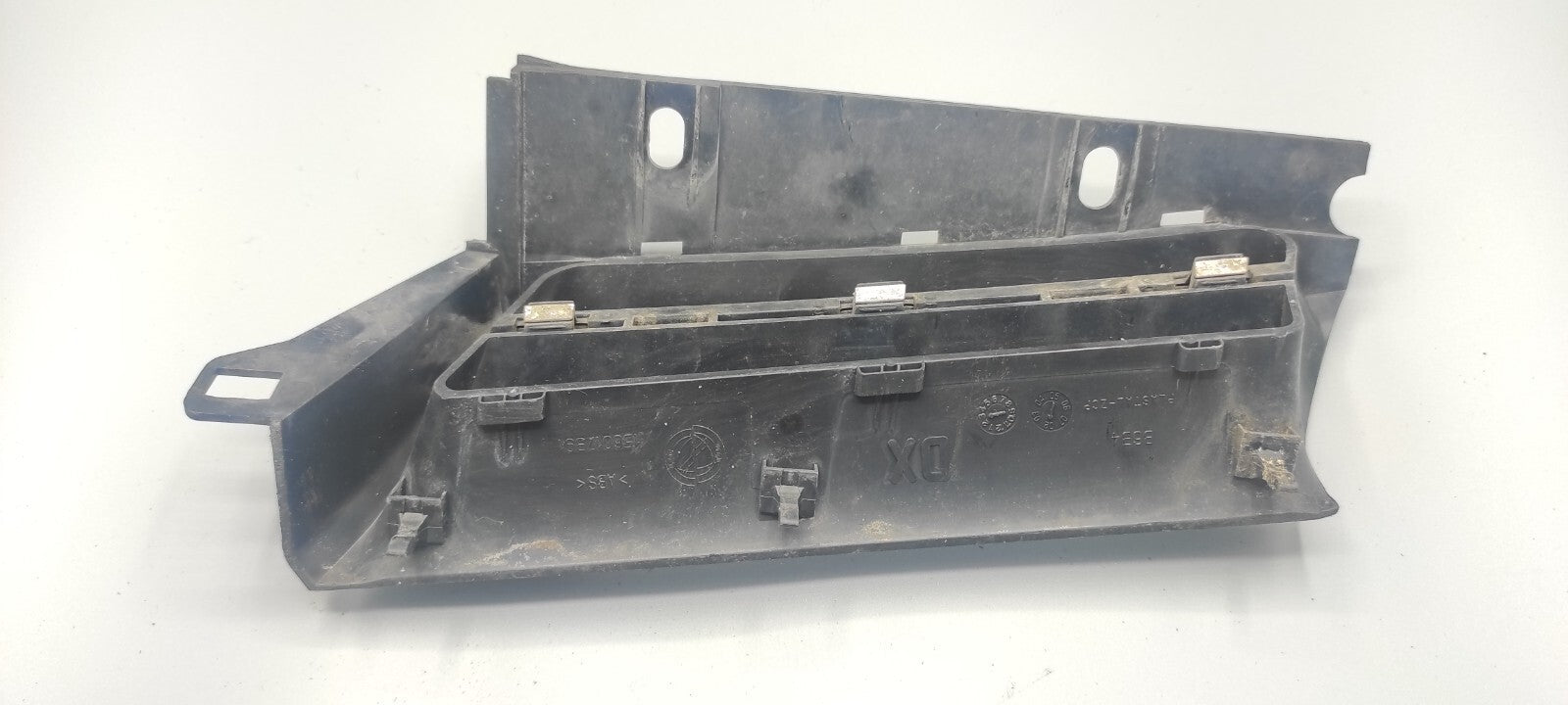 Alfa Romeo 156 SW 2.4JTD 110kW 2002 Front Right Upper Bumper Grill 156017391