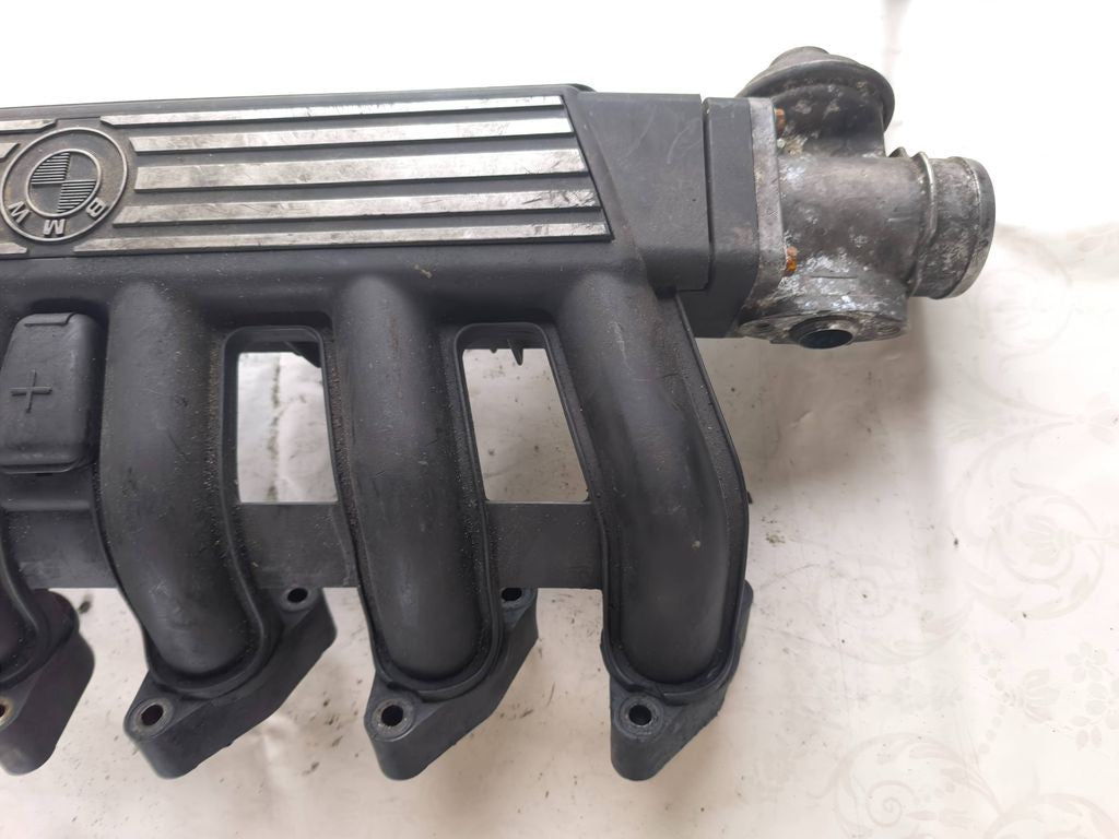 BMW 5 E39 2.5TDS 1997 Diesel intake manifold 2246179