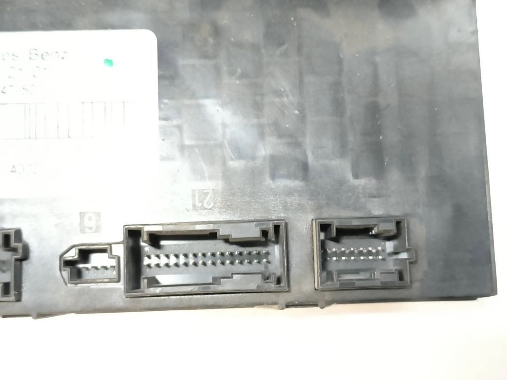 Mercedes-Benz E Class W211 2003 SAM Comfort convenience body module 2115452101