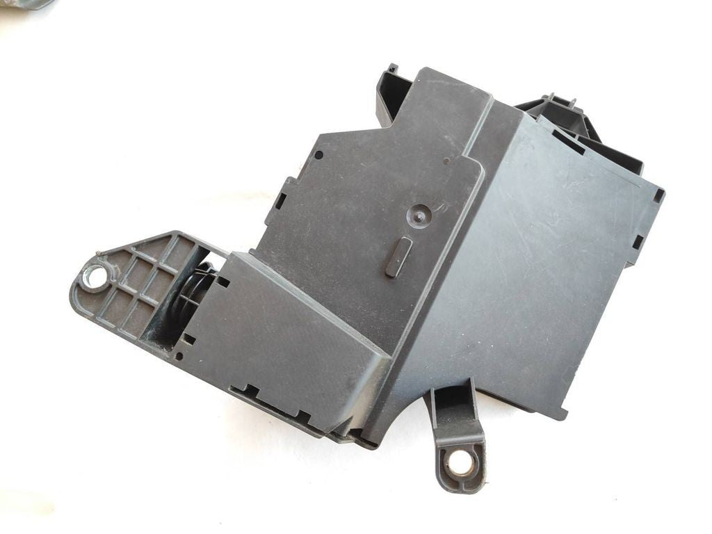 Opel Corsa C 2000 Diesel Fuse box cover 09115985