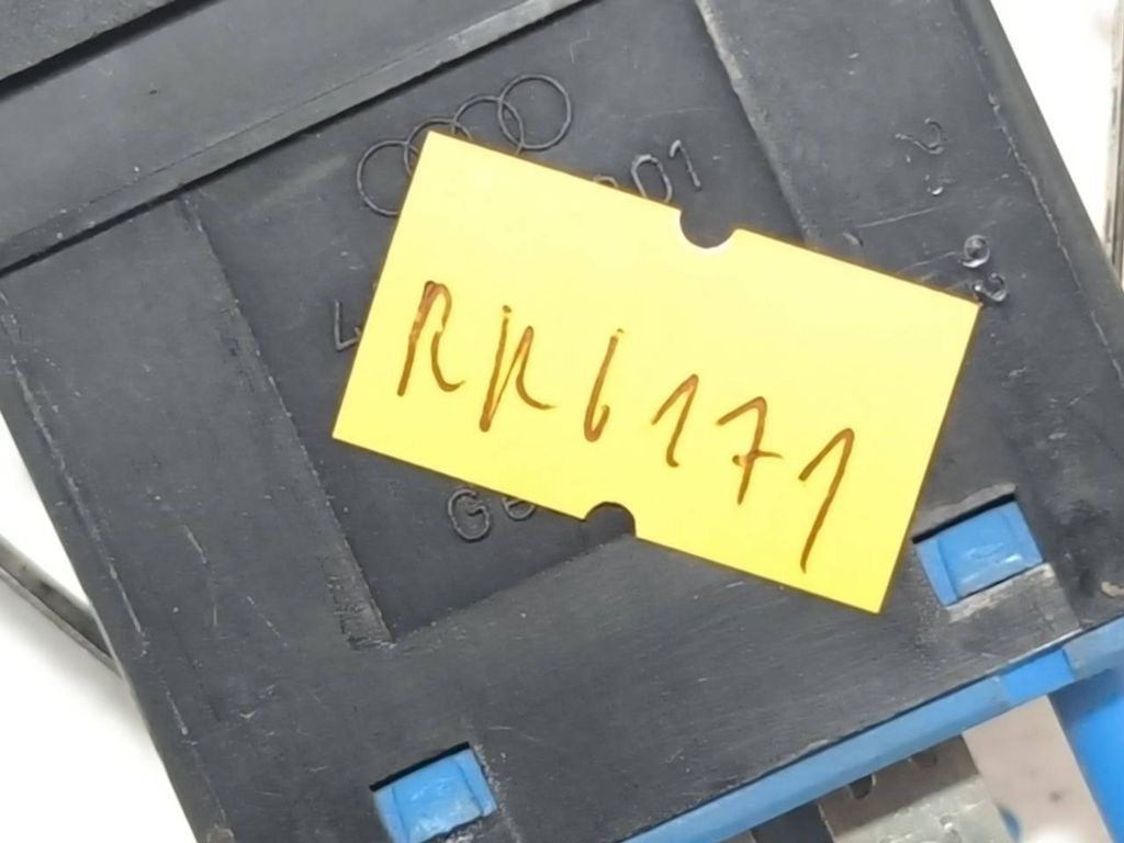 Audi A6 S6 C4 4A 1995 Headlight level height control switch 4A0941301