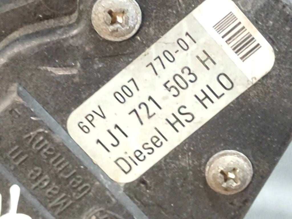 Volkswagen VW Bora 1999 Diesel accelerator throttle pedal 1J1721503H