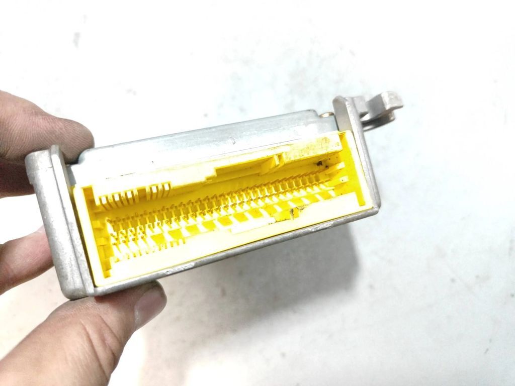 Audi A6 S6 C5 4B 2.5TDI 2002 Control unit module 4B0959655M