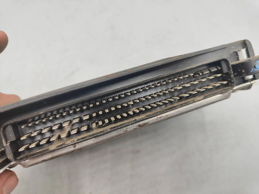 Volkswagen PASSAT B5 1999 ESP control unit MODULE 8D0907389D