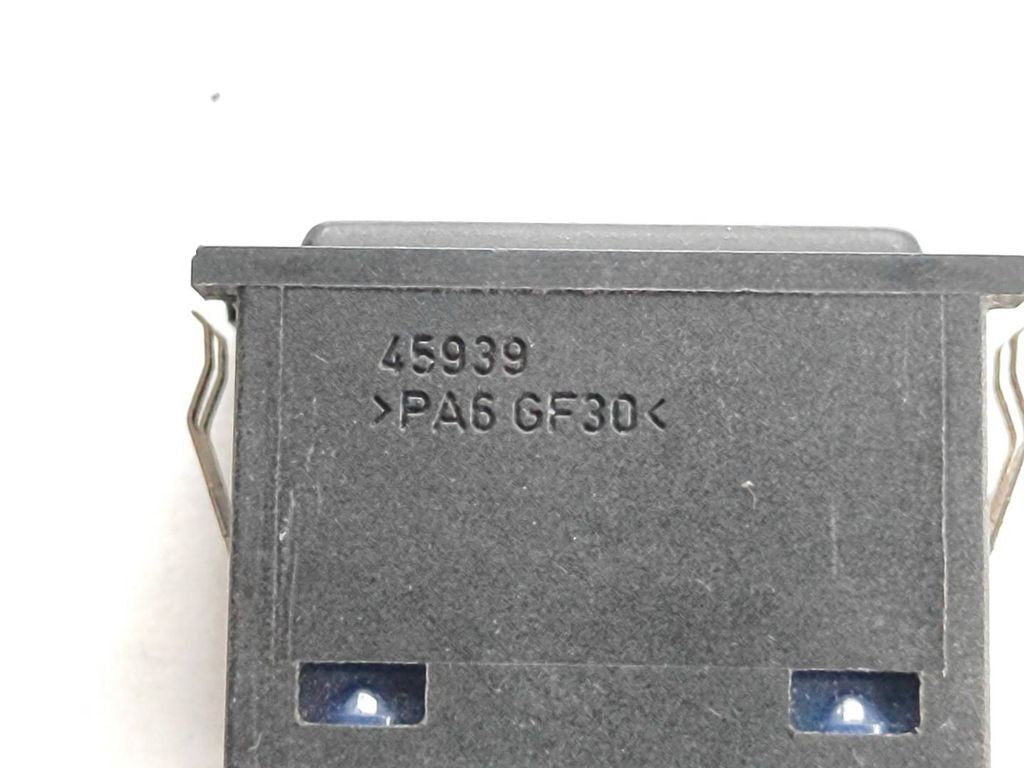 BMW 5 E39 2002 Traction control (ASR) switch 8363694
