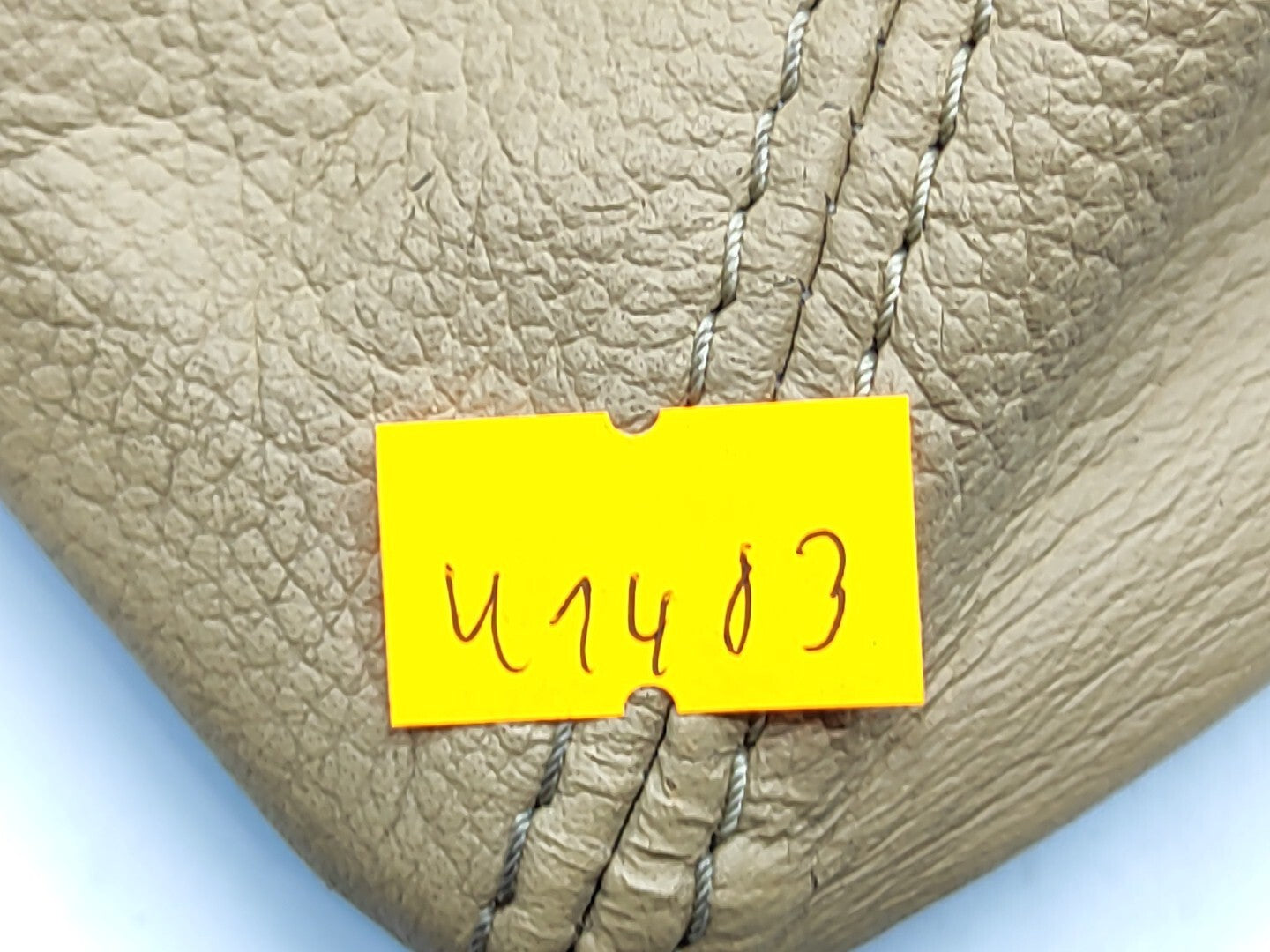 BMW 5 Series E61 530D 170kW 2006 LHD Manual Shift Gaiter Leather 7521448