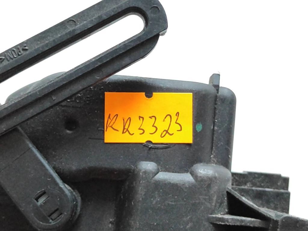 Volkswagen Polo 2000 Air heater flap actuator motor 6NN00762600