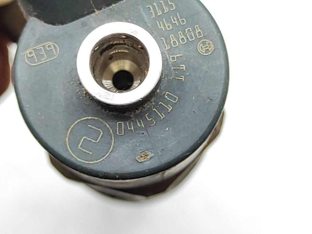 Alfa Romeo 147 8V 2004 Diesel fuel injector 0445110119