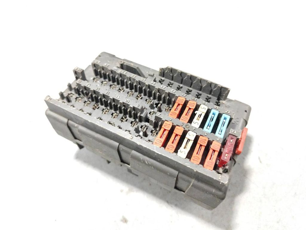 Peugeot 406 1998 Fuse box module unit 9459288180
