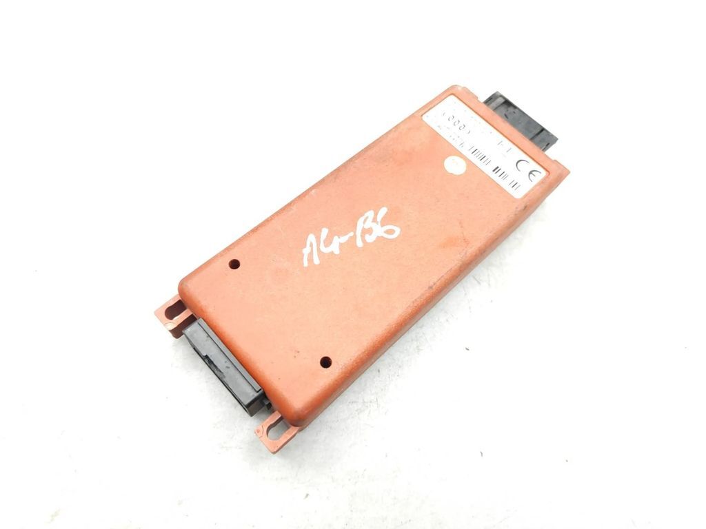 Volkswagen PASSAT B5.5 2001 Phone control unit module 8D0862335B