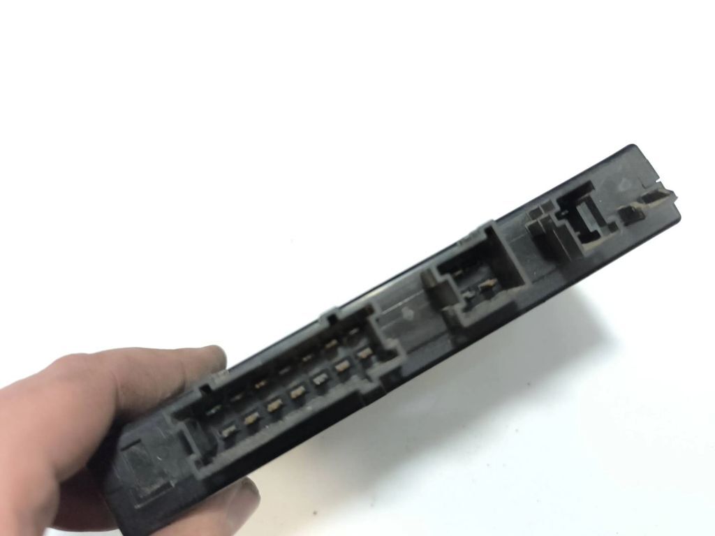 Mercedes-Benz E Class W211 2003 seat control module ECU A2118704926