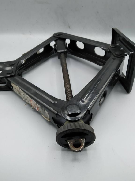 Alfa Romeo 156 2003 Lift car lifting jack 78064 839609P