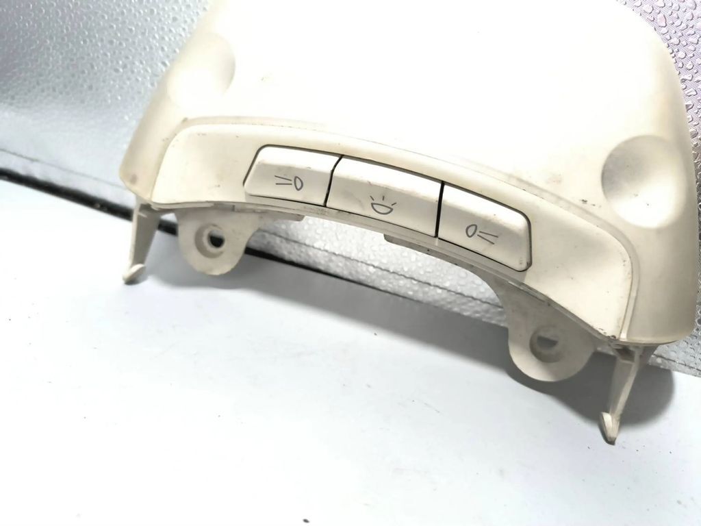 Fiat Stilo 1.9JTD 2003 front seat reading dome light 735340493