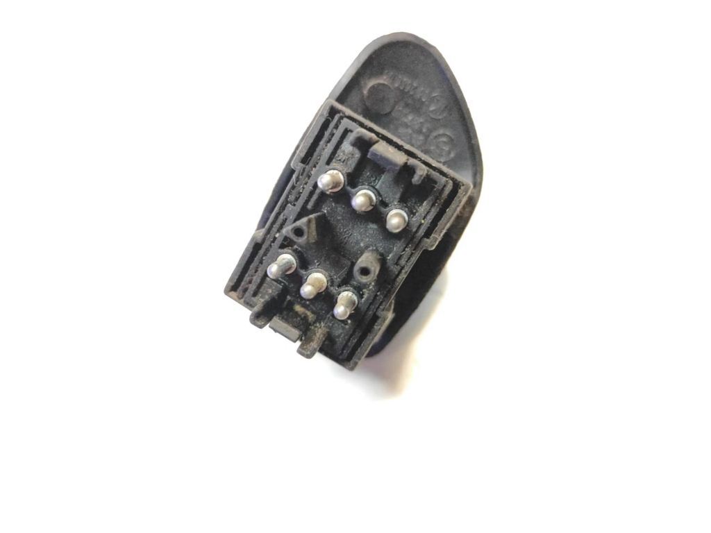 BMW 318 E36 1992 Wing mirror switch 1387281
