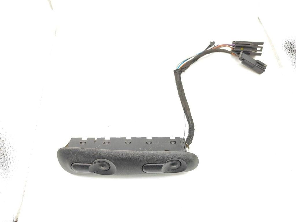 Opel Omega B1 1999 Electric window control switch 4670402
