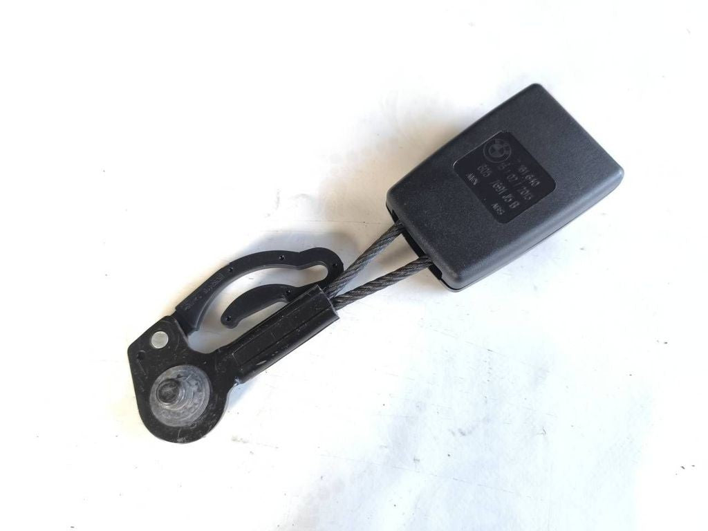 BMW X5 E70 2007 Rear seat belt buckle 7161640