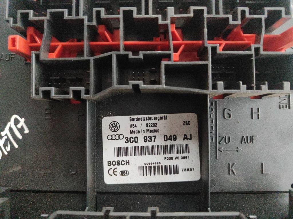 Volkswagen PASSAT B6 2006 Comfort convenience body module 3C0937049AJ
