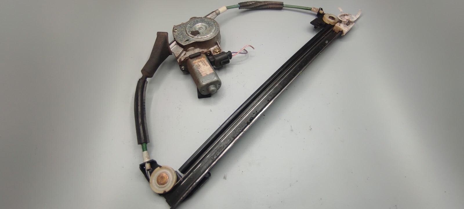 Alfa Romeo 1471.9JTD 110kW Diesel 2006 Front Left Window Lift Mechanism 46751871