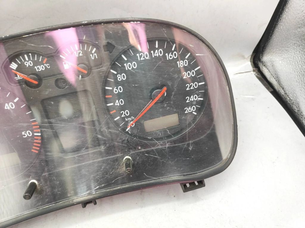 1J0920825C Volkswagen Golf IV 2000 Diesel speedometer instrument cluster