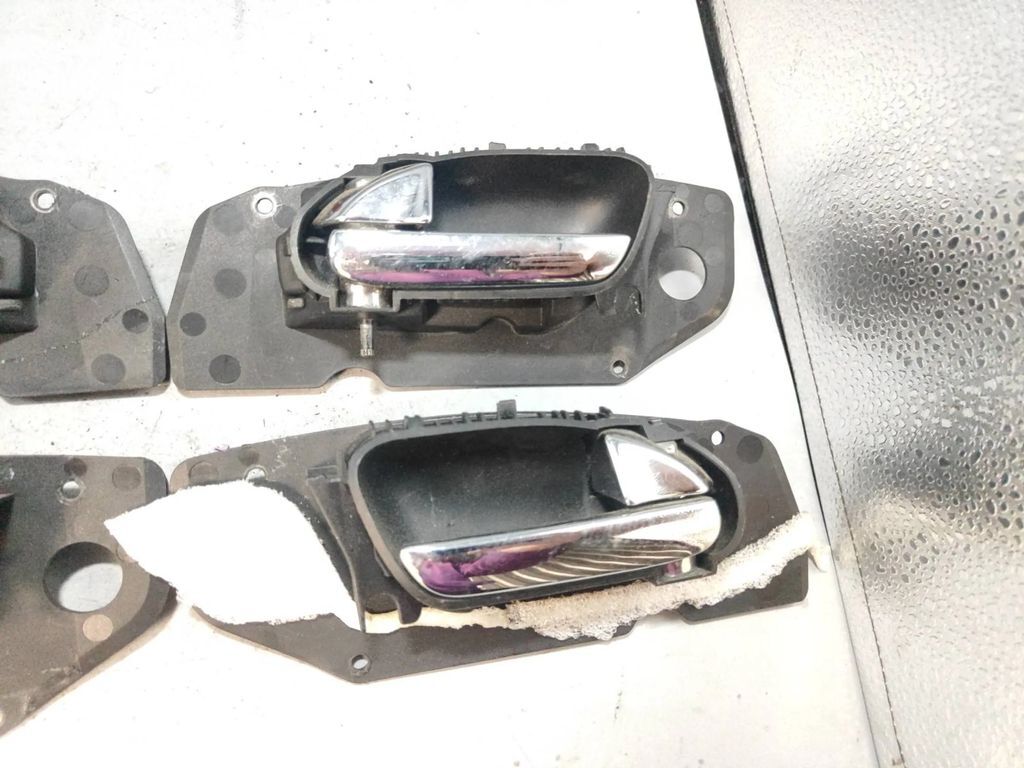 Peugeot 607 2.2i 2001 front rear door interior release handle set