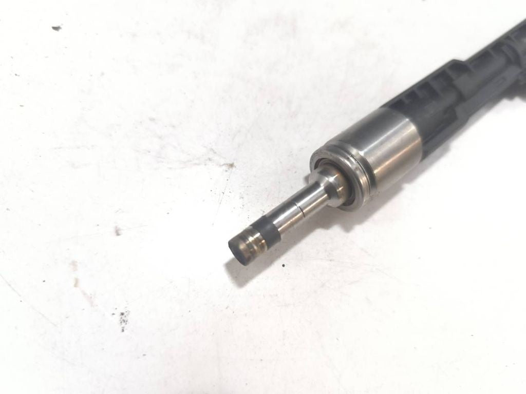 BMW M4 F82 F83 2017 Petrol fuel injector 0261500533
