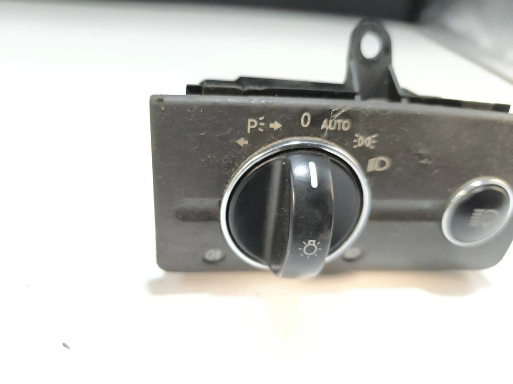 Mercedes-Benz E W211 2003 Headlight Light switch button 2115450104