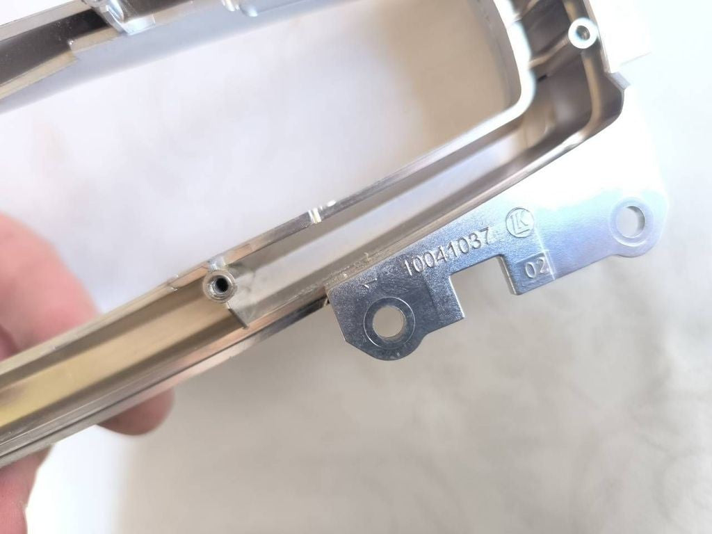 BMW 5 F11 2011 LHD Gear shifter surround trim plastic 10041037