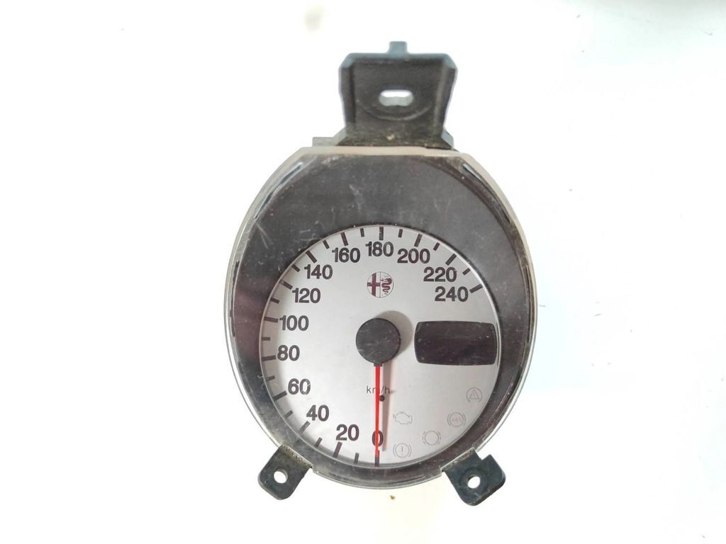Alfa Romeo 156 1.9JTD 2003 Diesel speedometer instrument cluster 156034475